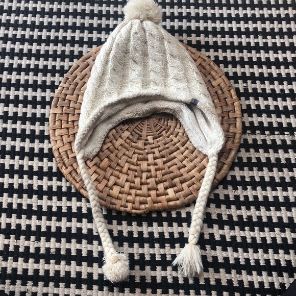 The North Face Accessories - North face knit beanie